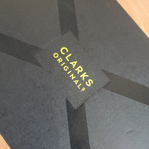 Variety of women's Clark's shoes ranging from size 6 to 10 - Picture 5 of 7